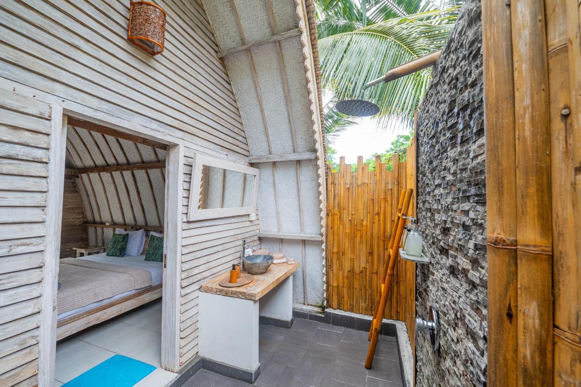 Gili Matiki Hotel Gili Air Exterior photo